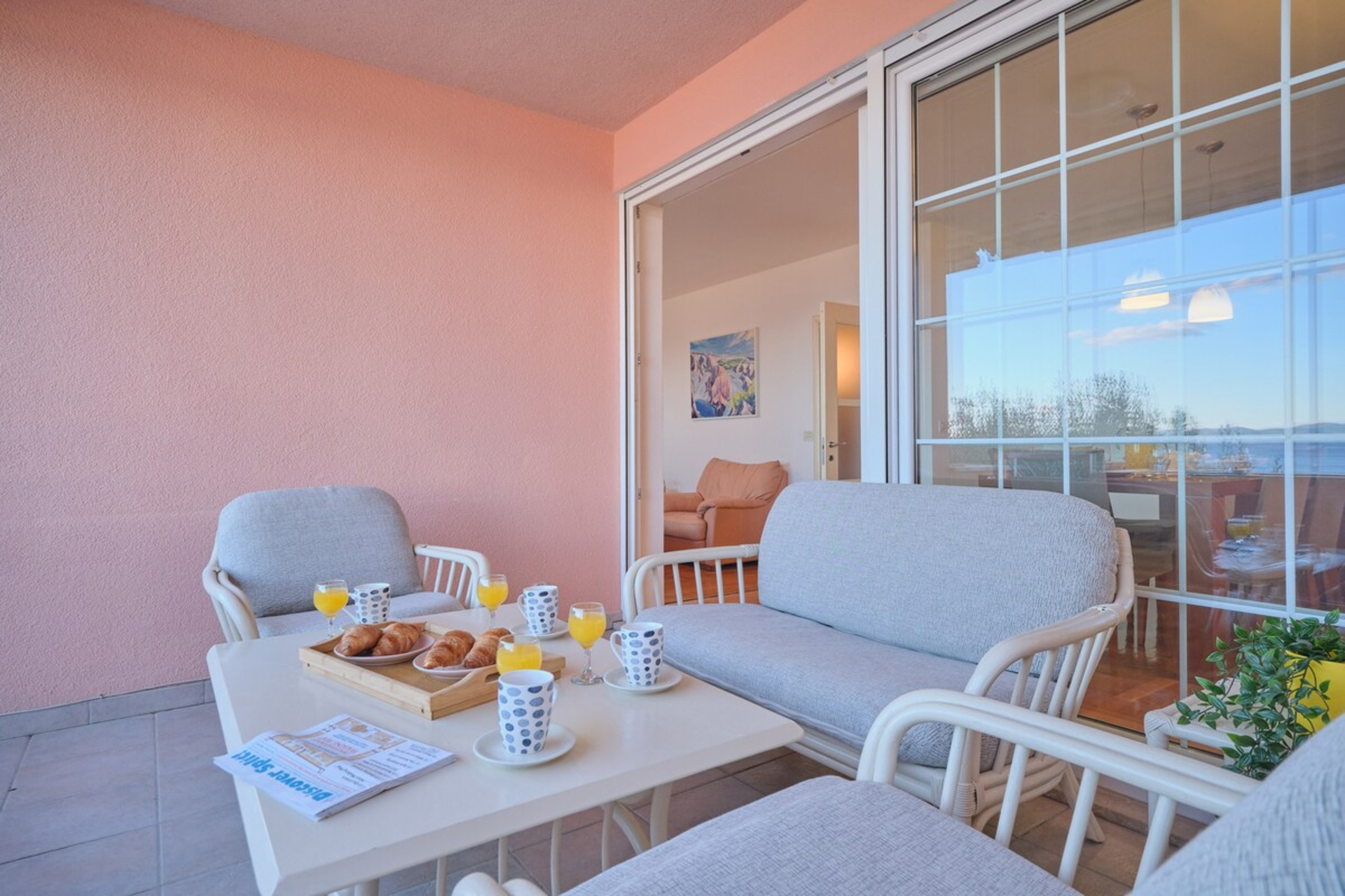 Holiday Seaview Apartment