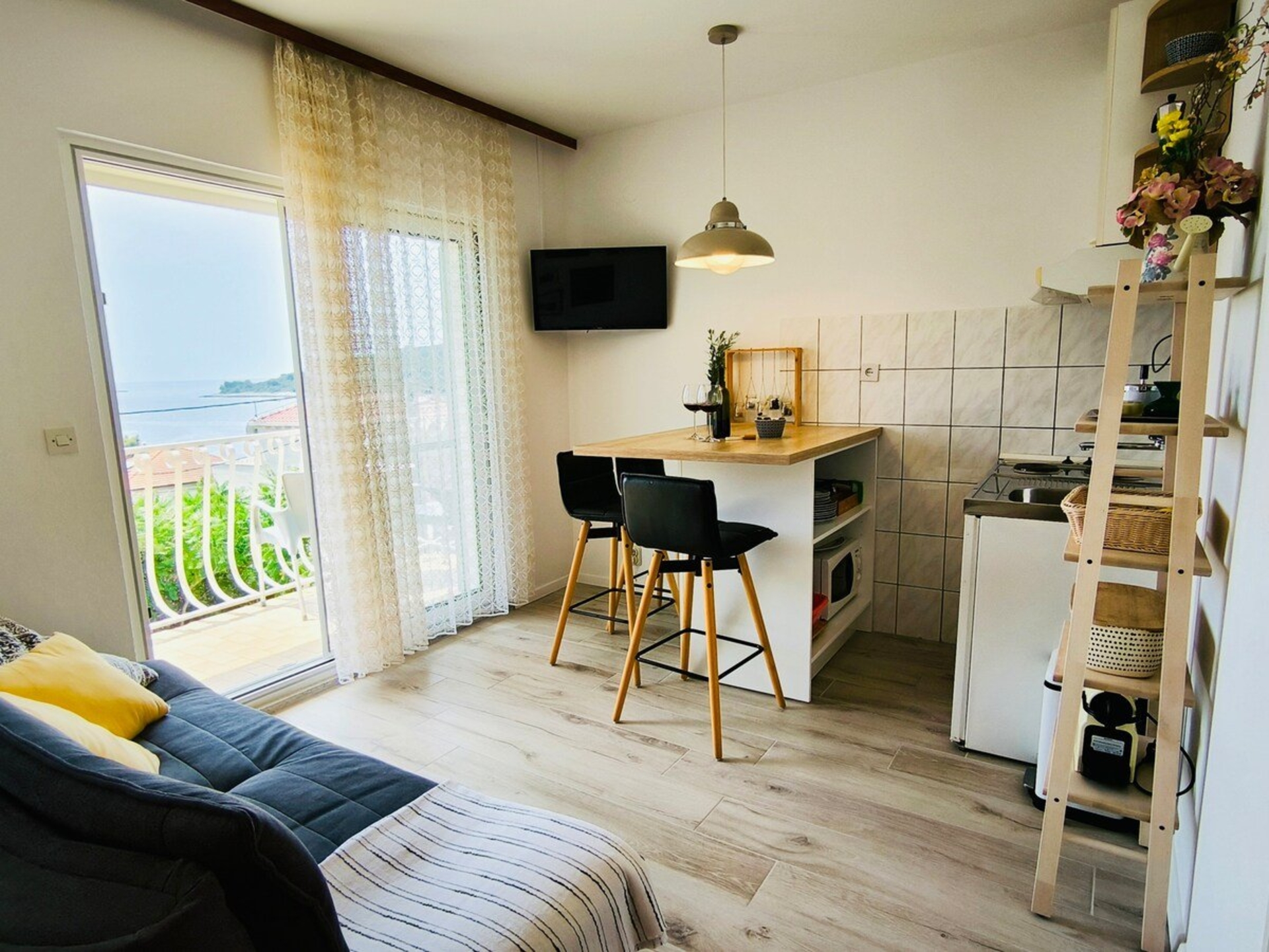 Enjoy Šolta - Apartment A (2+1)