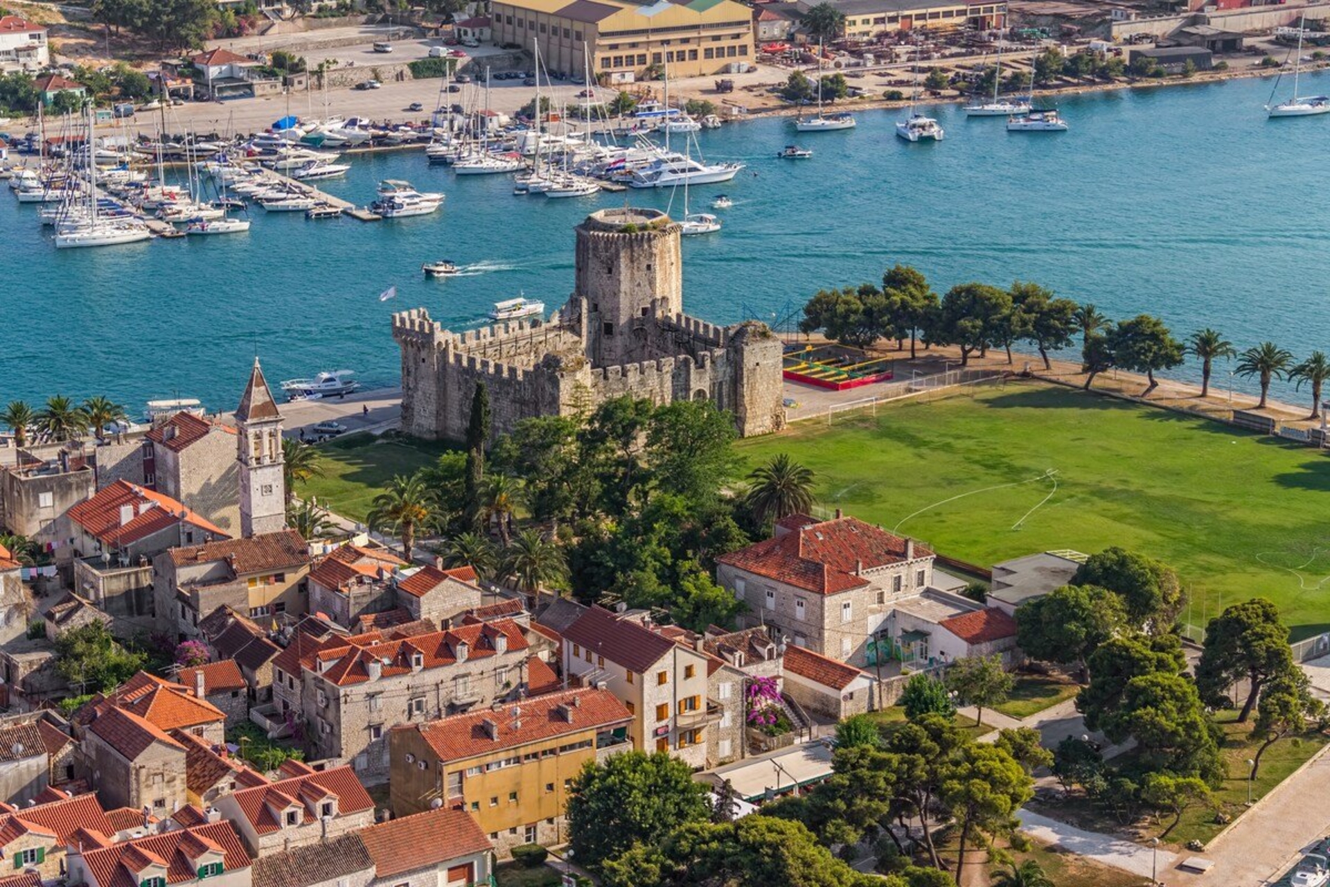 Room Centre of Trogir 3