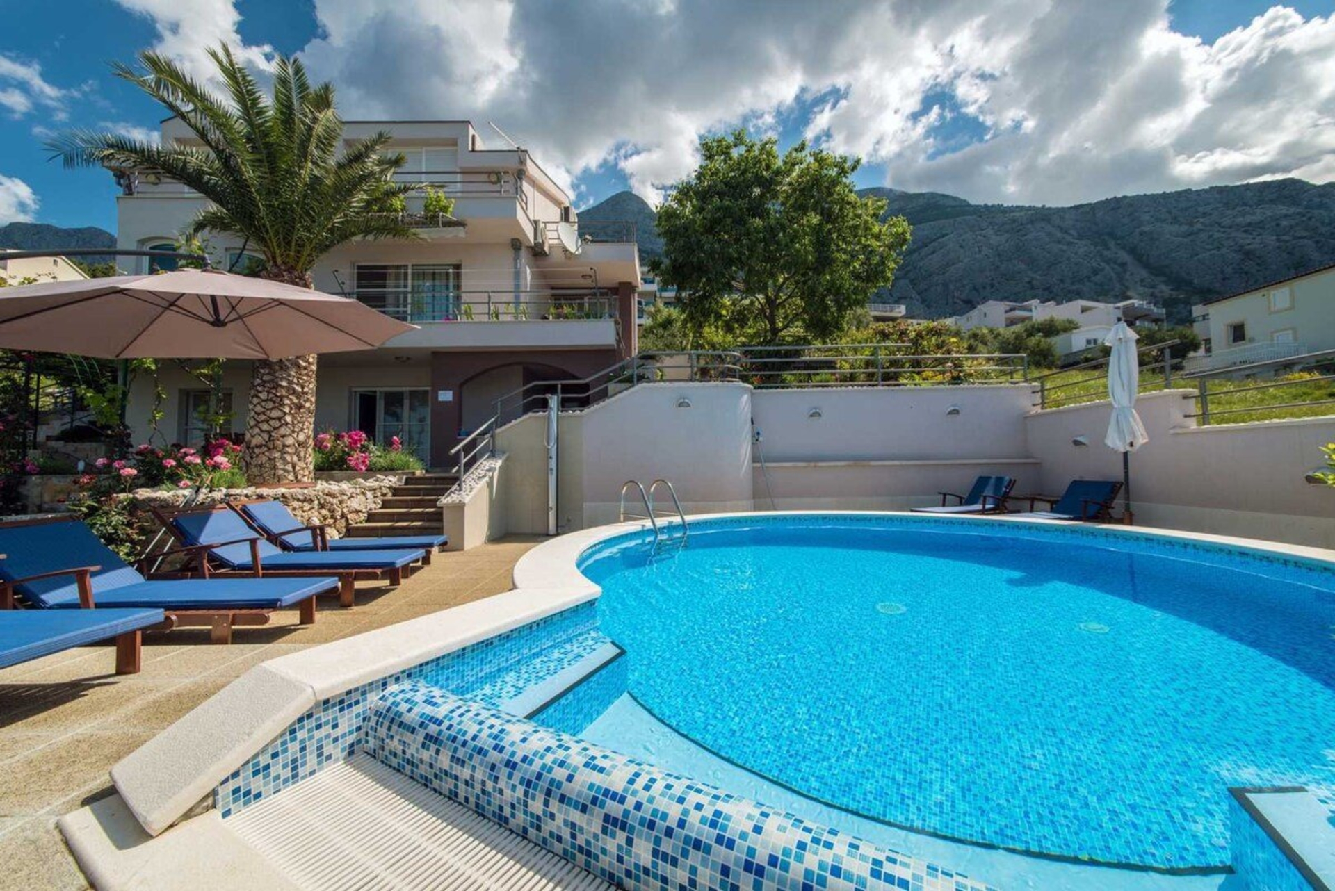 Villa Nugal - 5 bedroom villa
