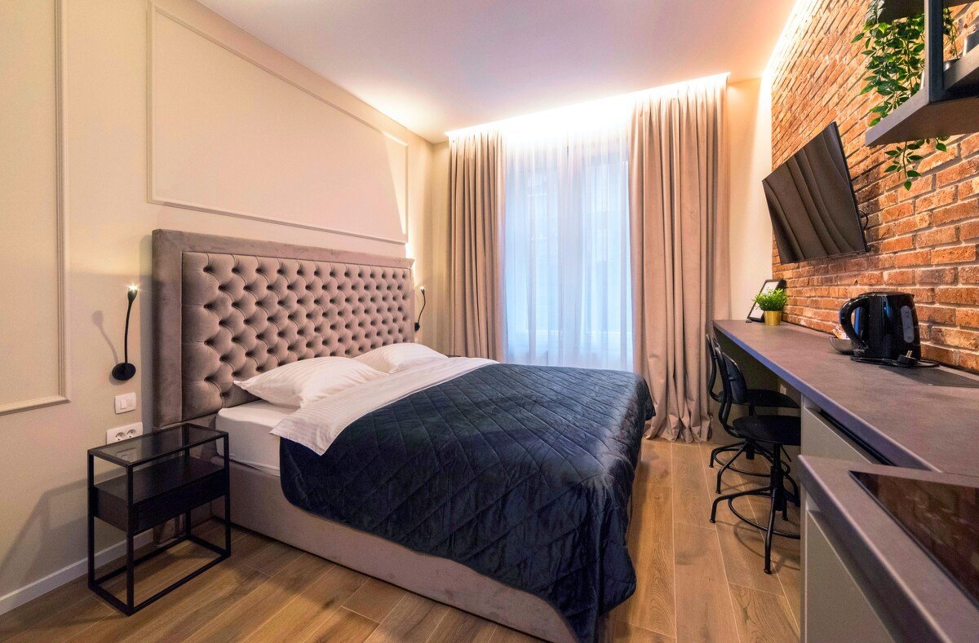 Imperial studio B2, strict center, Zagreb