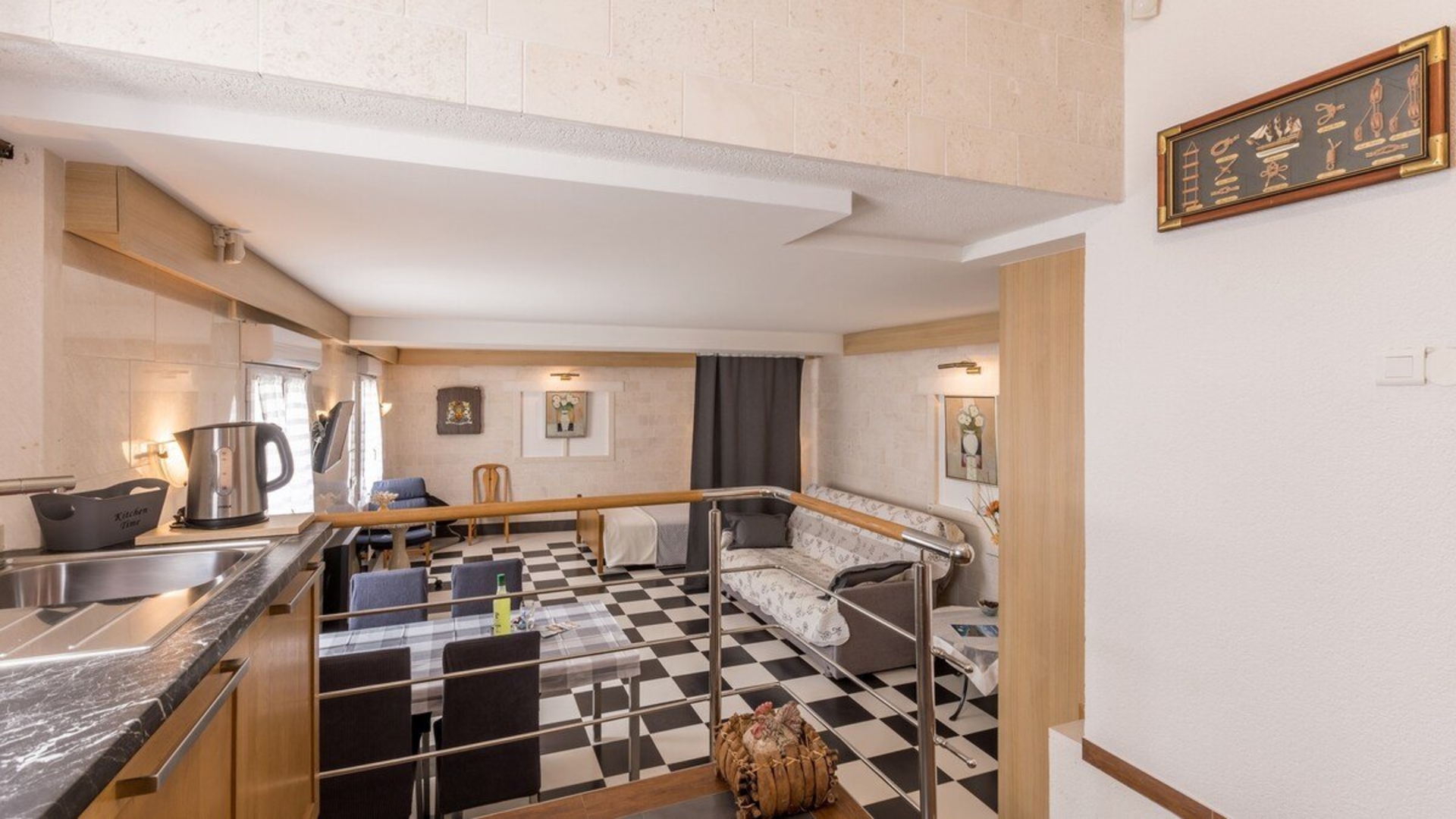 Charming studio apartment Katarina near beach