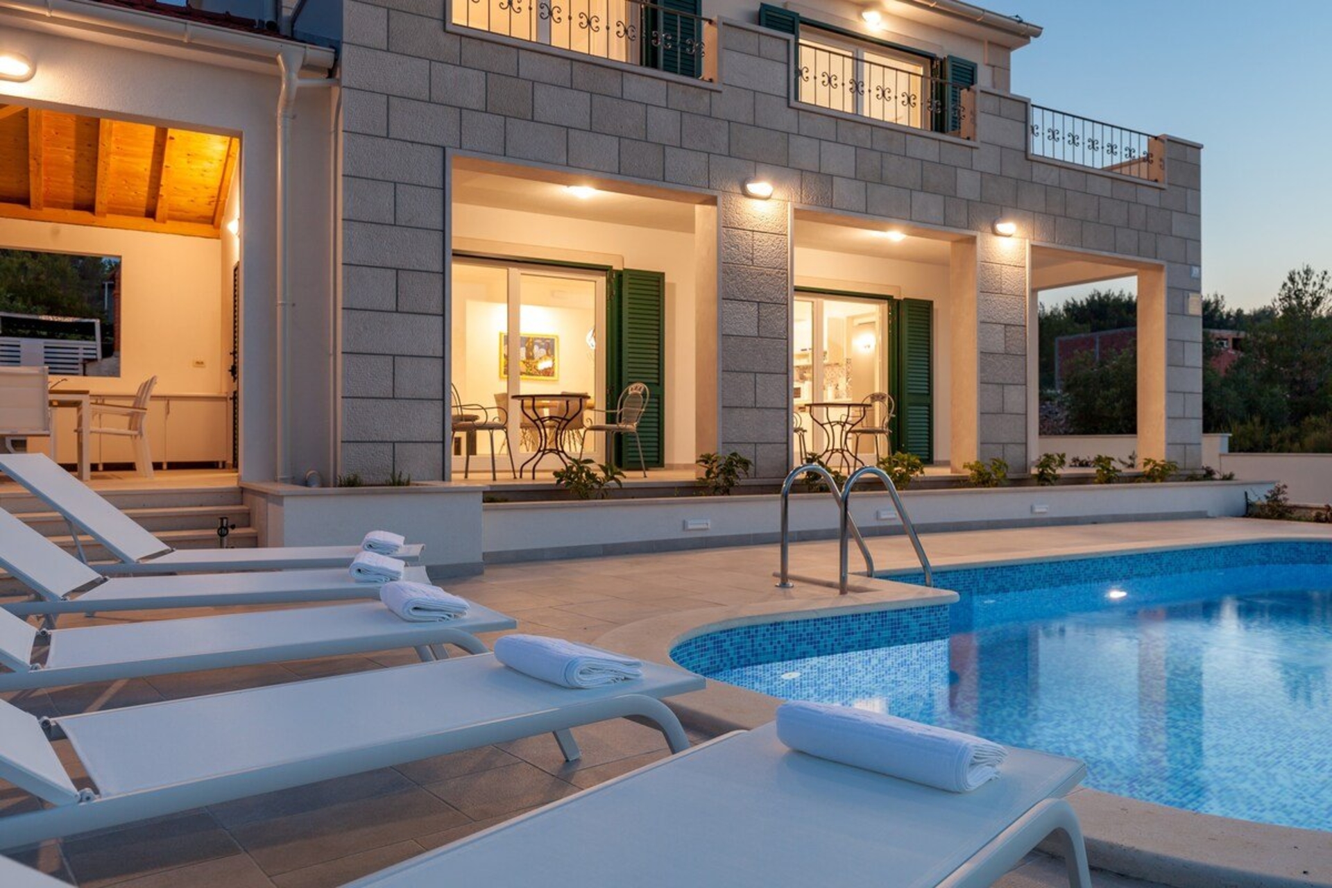 Family villa Makarac with private pool