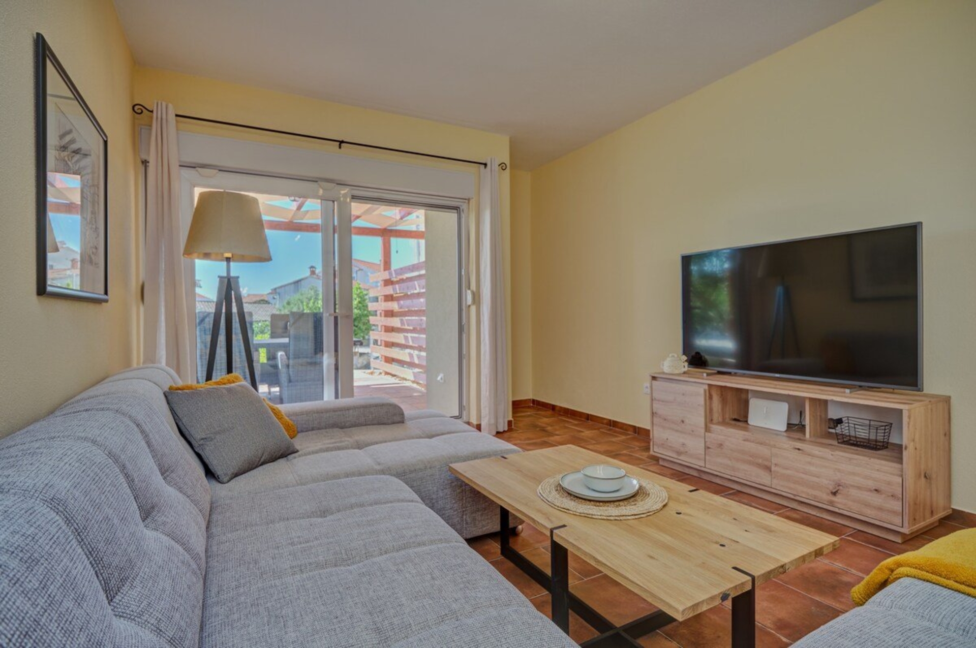 Anovi Holiday House #1